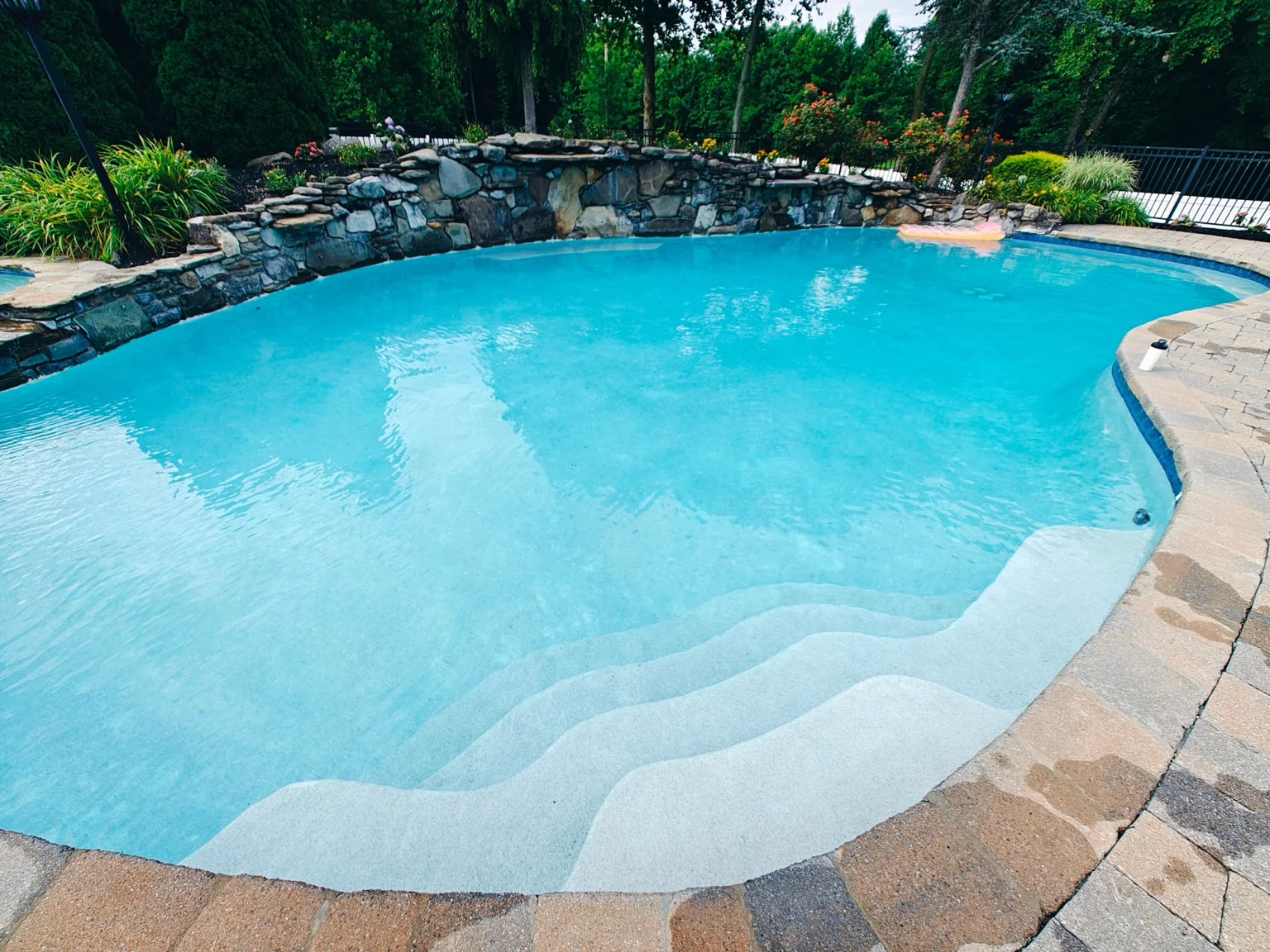 Freeform backyard pool